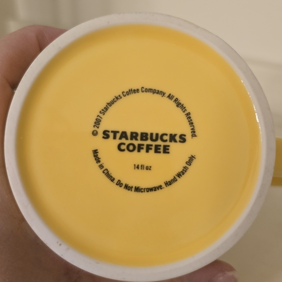 ⭐️40% Off⭐️ Starbucks 2007 Yellow Sand Bucket with Silver Rim 14oz Mug - Picture 6 of 6